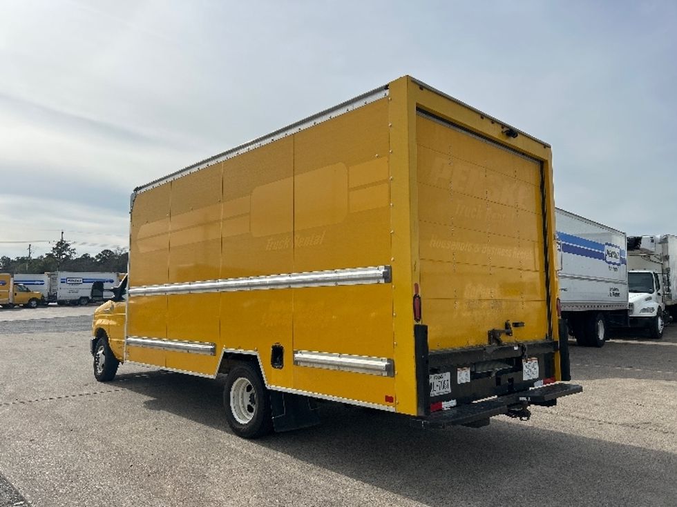 Light Duty Box Truck-Light and Medium Duty Trucks-Ford-2022-E350-Beaumont-TX-89,099\n\t\tmiles-$ 29,000 - Image 6