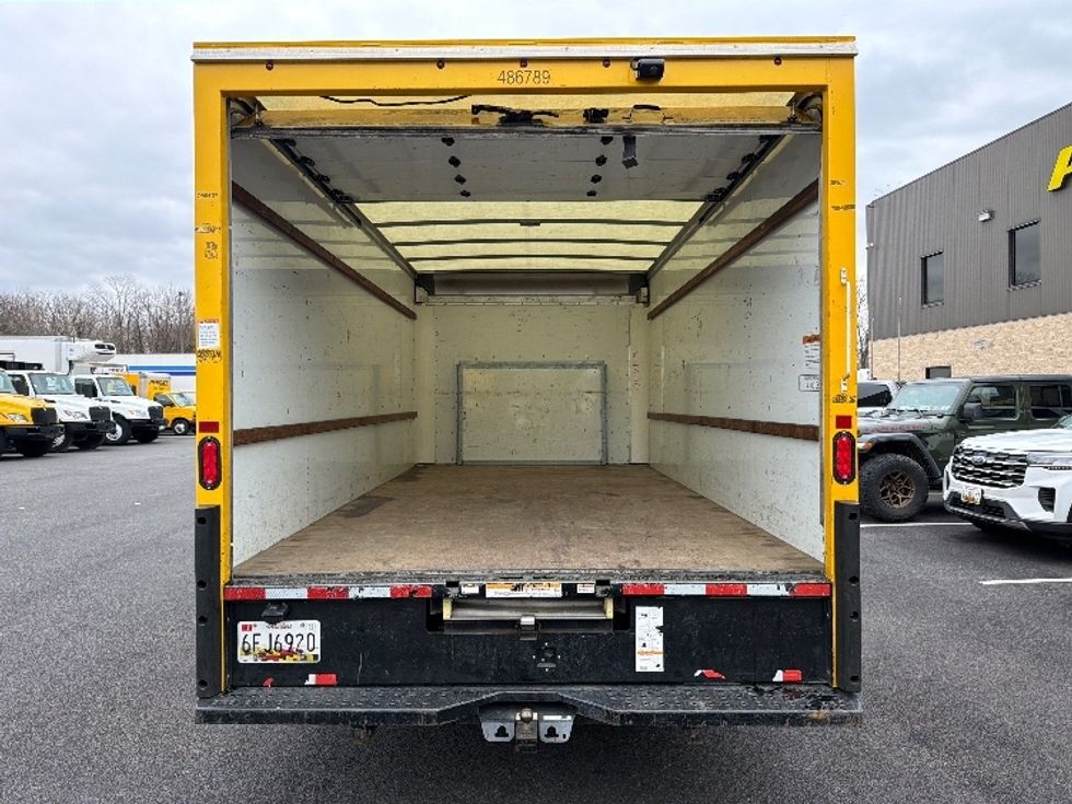 Light Duty Box Truck-Light and Medium Duty Trucks-Ford-2022-E350-Belcamp-MD-92,750\n\t\tmiles-$ 28,000 - Image 7