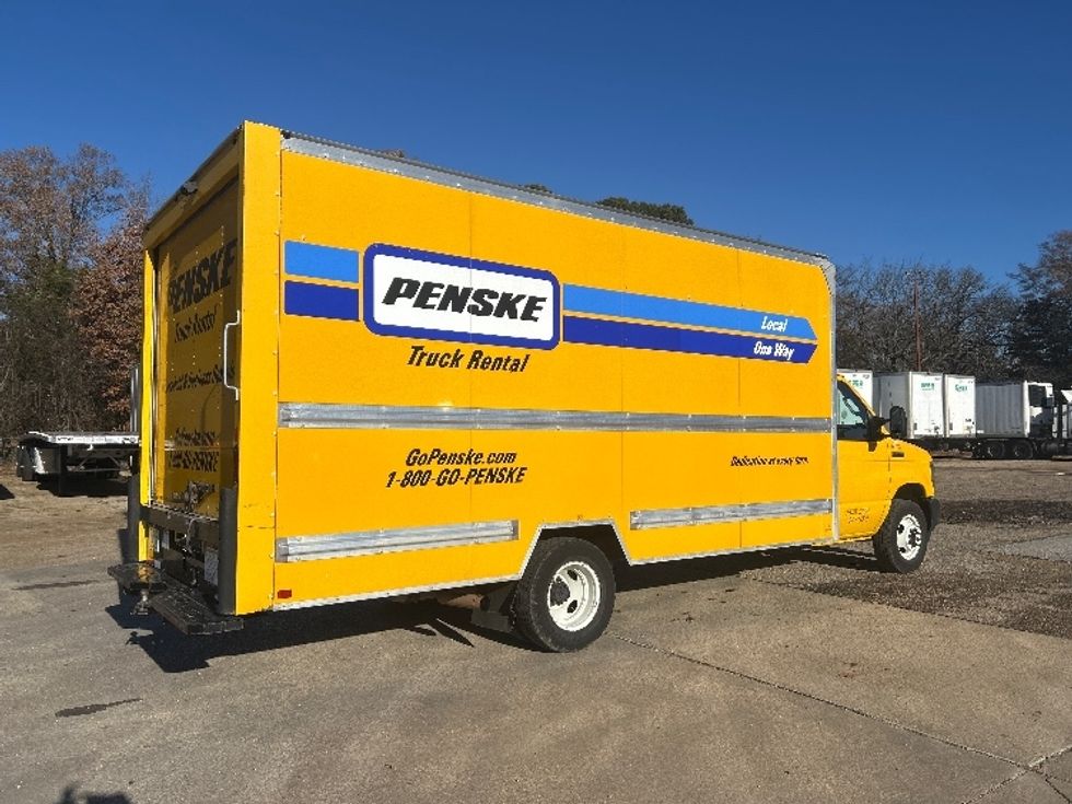 Light Duty Box Truck-Light and Medium Duty Trucks-Ford-2022-E350-Belden-MS-101,911\n\t\tmiles-$ 26,500 - Image 13