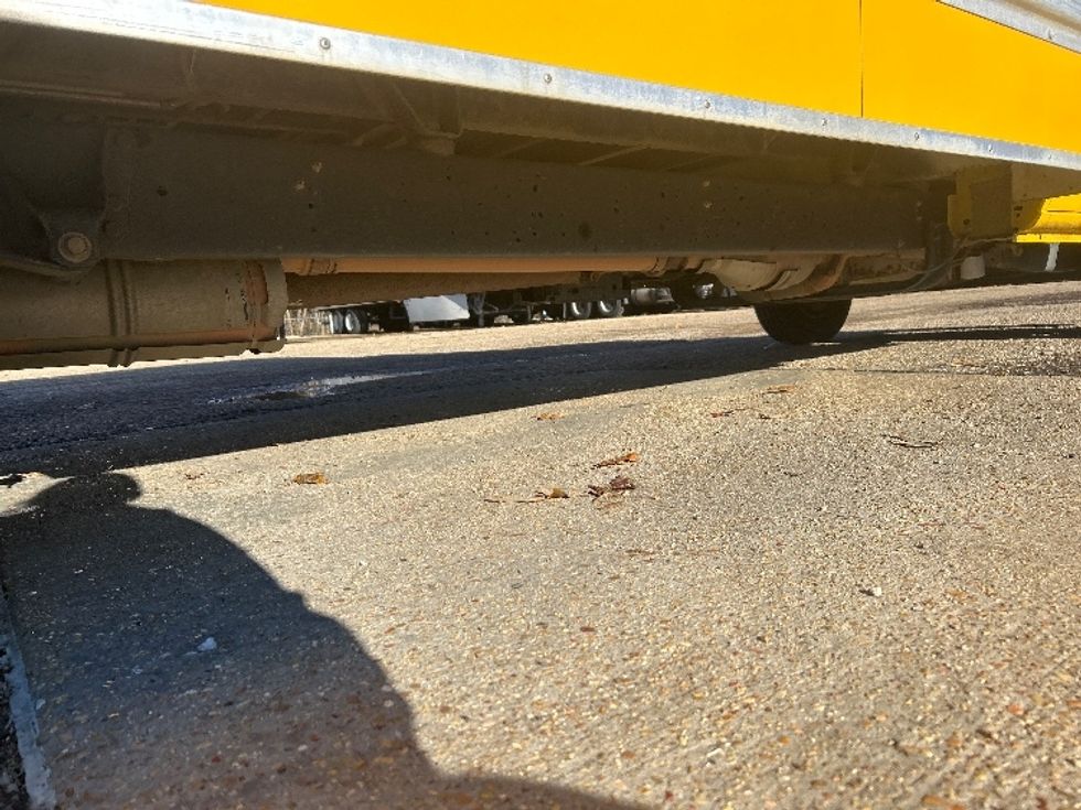 Light Duty Box Truck-Light and Medium Duty Trucks-Ford-2022-E350-Belden-MS-101,911\n\t\tmiles-$ 26,500 - Image 14