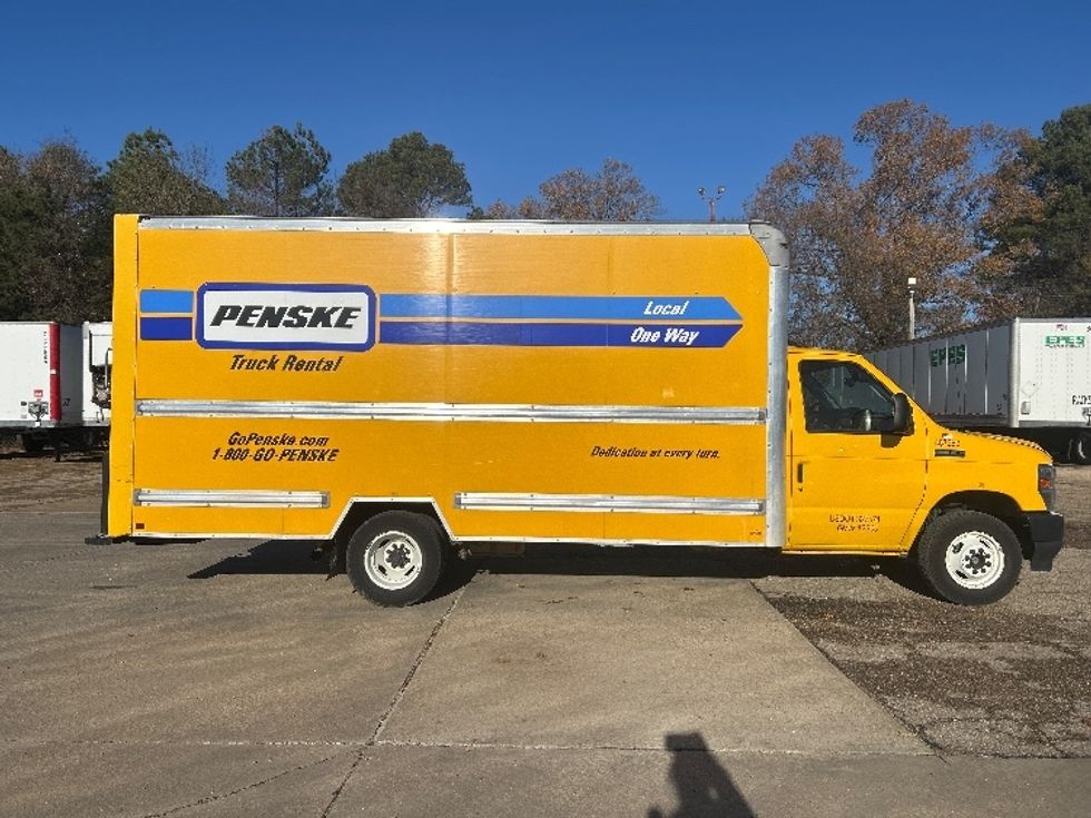 Light Duty Box Truck-Light and Medium Duty Trucks-Ford-2022-E350-Belden-MS-101,911\n\t\tmiles-$ 26,500 - Image 15
