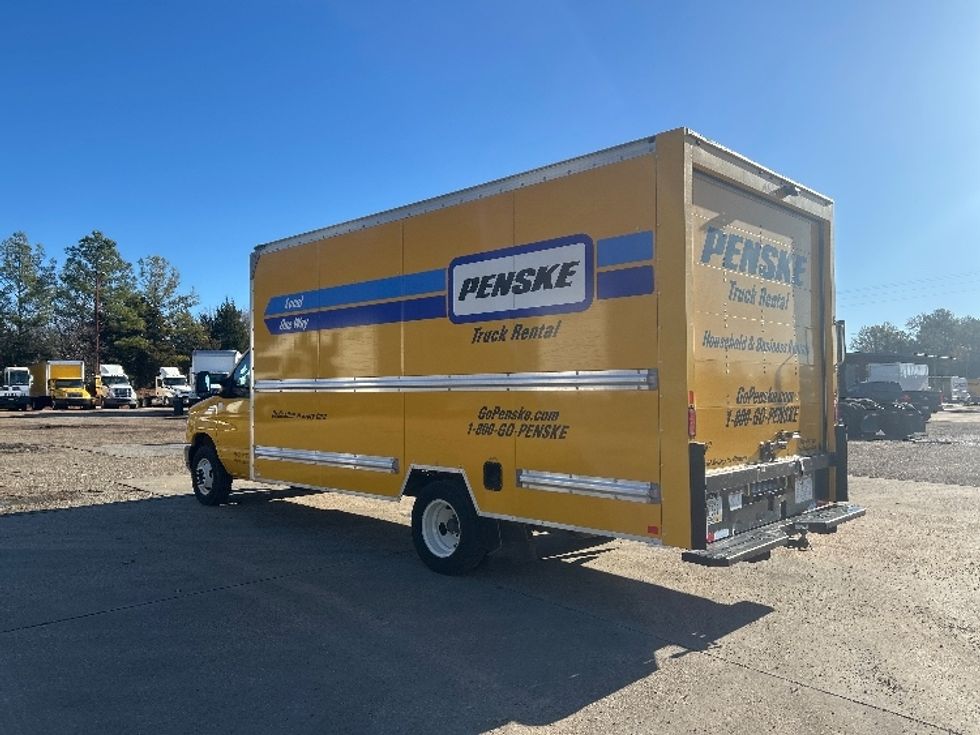 Light Duty Box Truck-Light and Medium Duty Trucks-Ford-2022-E350-Belden-MS-101,911\n\t\tmiles-$ 26,500 - Image 6