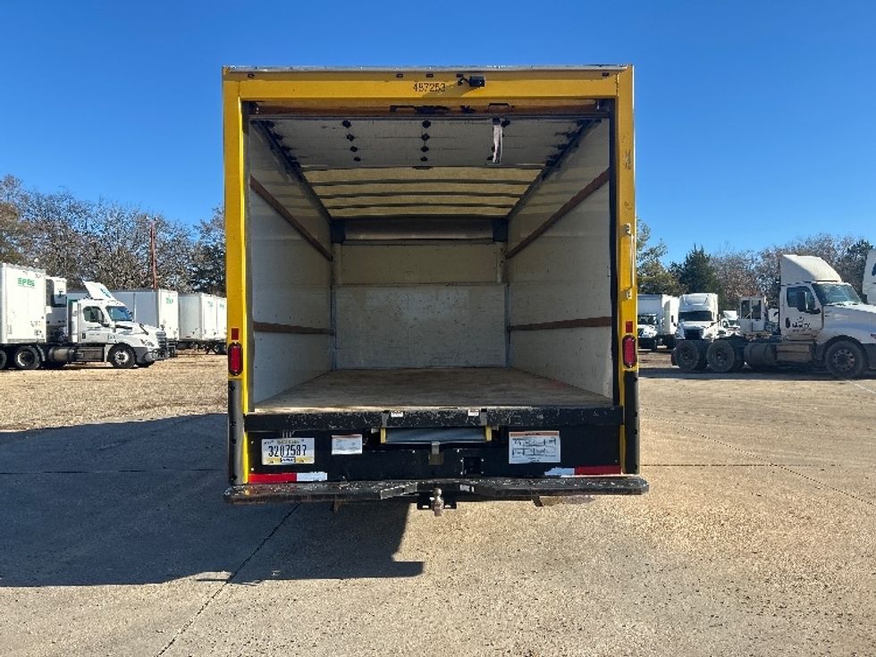 Light Duty Box Truck-Light and Medium Duty Trucks-Ford-2022-E350-Belden-MS-101,911\n\t\tmiles-$ 26,500 - Image 8