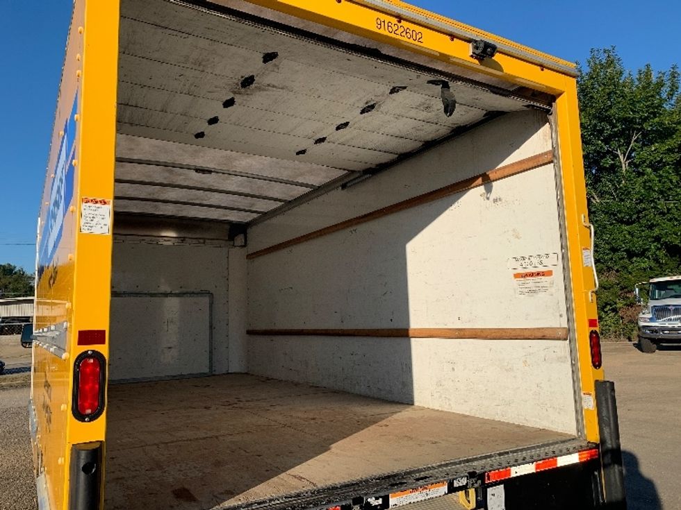 Light Duty Box Truck-Light and Medium Duty Trucks-Ford-2022-E350-Belden-MS-113,466\n\t\tmiles-$ 25,500 - Image 12