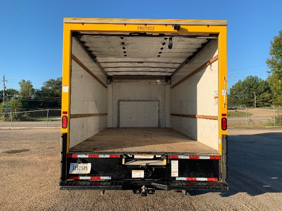 Light Duty Box Truck-Light and Medium Duty Trucks-Ford-2022-E350-Belden-MS-113,466\n\t\tmiles-$ 25,500 - Image 8