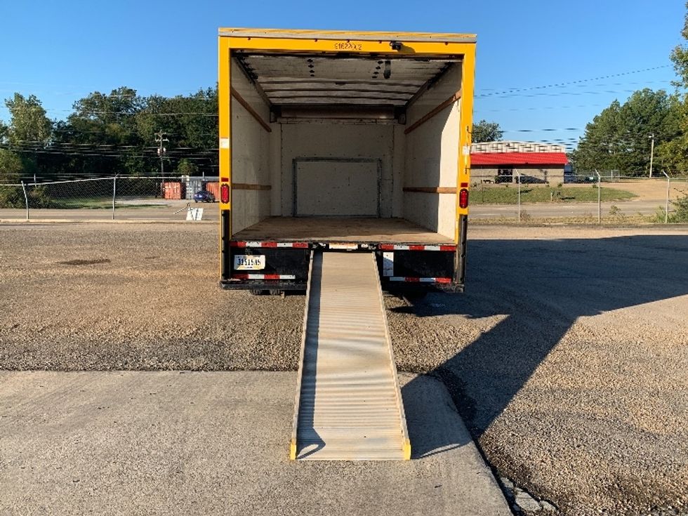 Light Duty Box Truck-Light and Medium Duty Trucks-Ford-2022-E350-Belden-MS-113,466\n\t\tmiles-$ 25,500 - Image 9