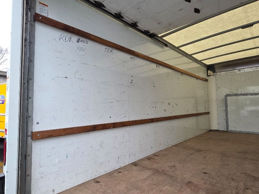 Light Duty Box Truck-Light and Medium Duty Trucks-Ford-2022-E350-Bellingham-WA-99,431\n\t\tmiles-$ 35,750 - Image 11