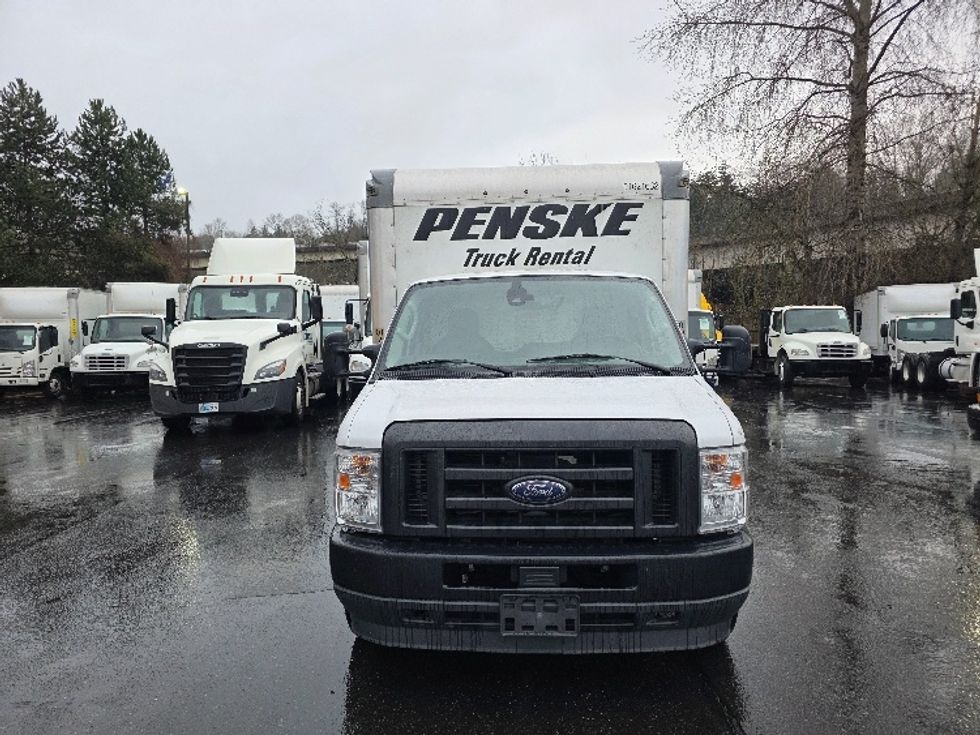 Light Duty Box Truck-Light and Medium Duty Trucks-Ford-2022-E350-Bellingham-WA-99,431\n\t\tmiles-$ 35,750 - Image 2