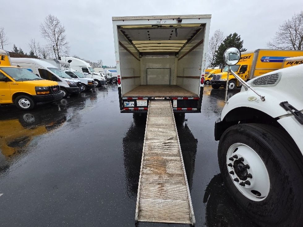 Light Duty Box Truck-Light and Medium Duty Trucks-Ford-2022-E350-Bellingham-WA-99,431\n\t\tmiles-$ 35,750 - Image 9