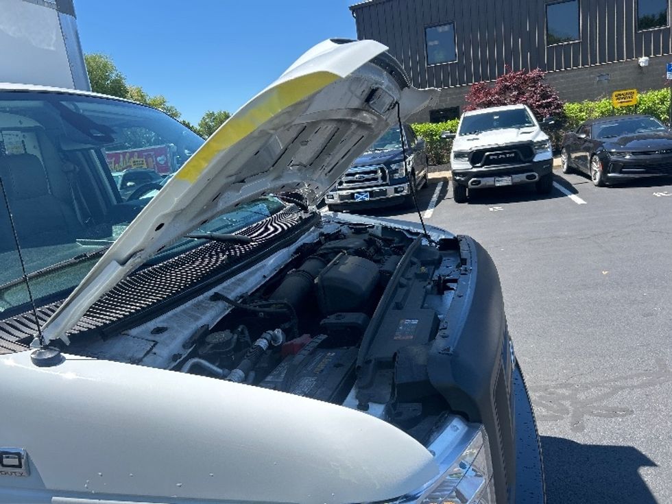 Light Duty Box Truck-Light and Medium Duty Trucks-Ford-2022-E350-Bensalem-PA-78,180\n\t\tmiles-$ 31,000 - Image 23
