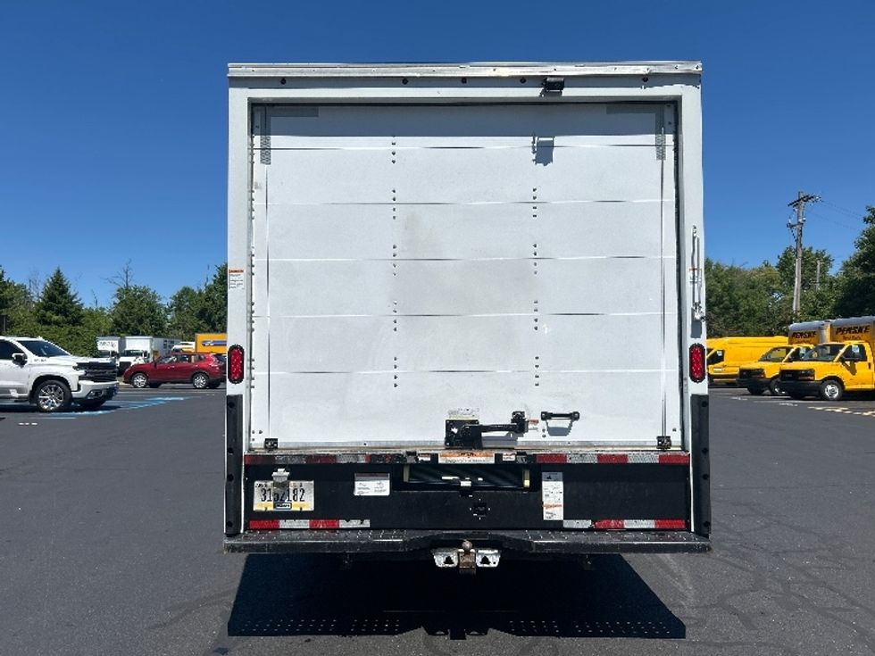 Light Duty Box Truck-Light and Medium Duty Trucks-Ford-2022-E350-Bensalem-PA-78,180\n\t\tmiles-$ 31,000 - Image 7