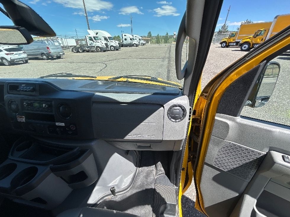 Light Duty Box Truck-Light and Medium Duty Trucks-Ford-2022-E350-Billings-MT-153,859\n\t\tmiles-$ 17,750 - Image 20
