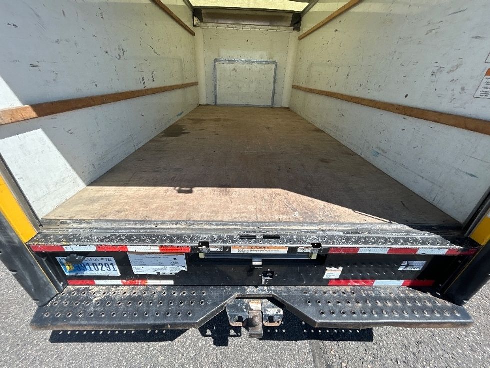 Light Duty Box Truck-Light and Medium Duty Trucks-Ford-2022-E350-Billings-MT-153,859\n\t\tmiles-$ 17,750 - Image 9