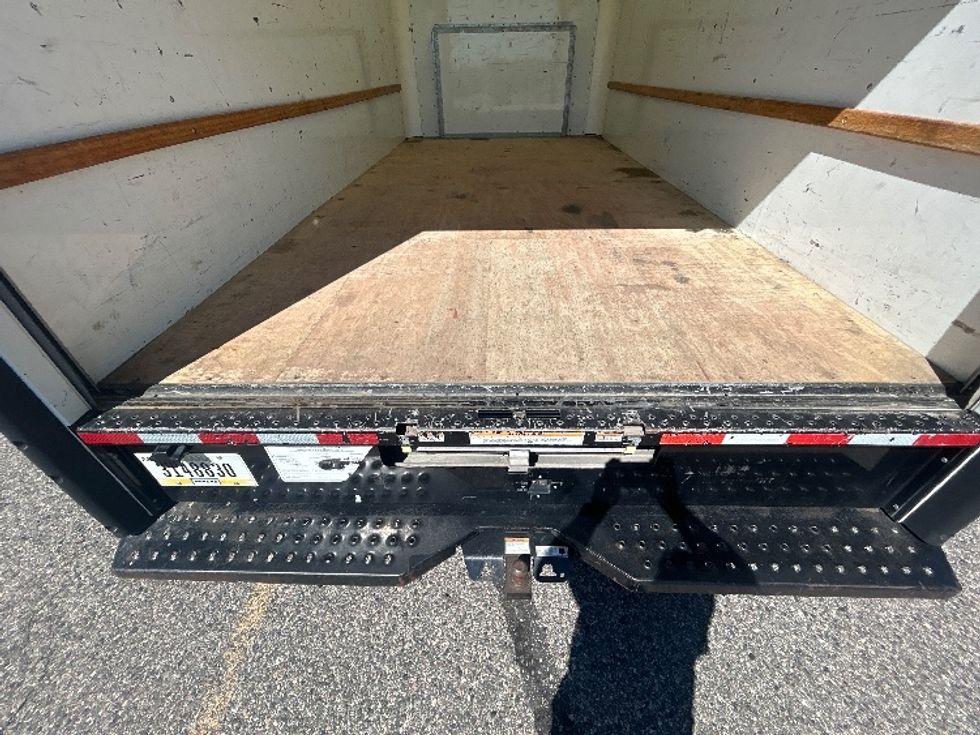 Light Duty Box Truck-Light and Medium Duty Trucks-Ford-2022-E350-Billings-MT-157,056\n\t\tmiles-$ 20,250 - Image 9