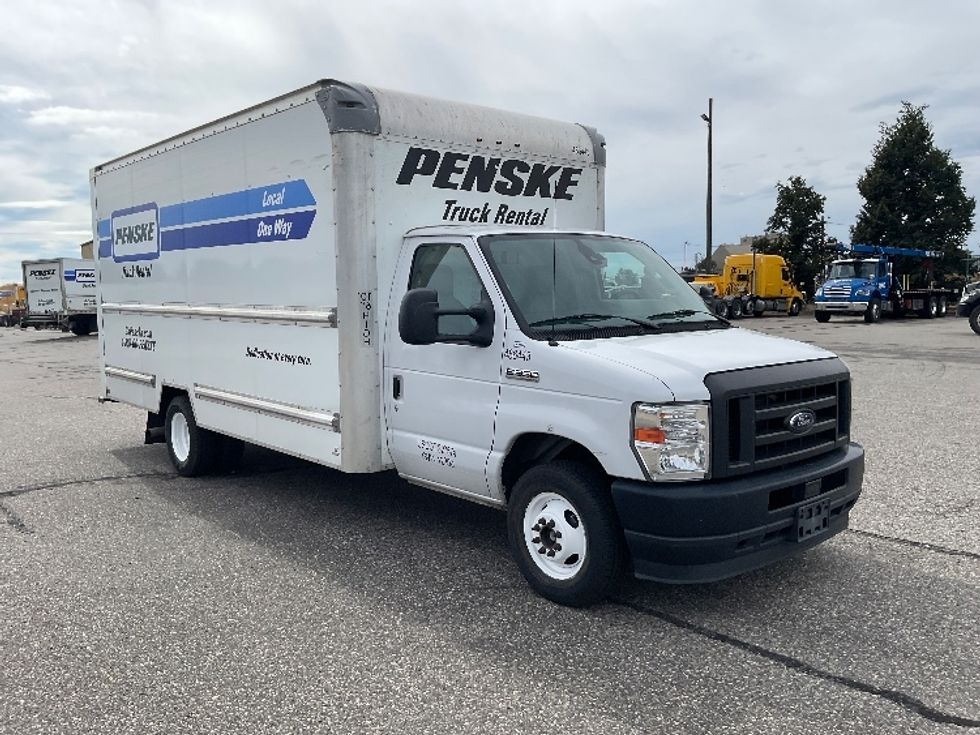 Light Duty Box Truck-Light and Medium Duty Trucks-Ford-2022-E350-Billings-MT-157,530\n\t\tmiles-$ 20,250 - Image 1