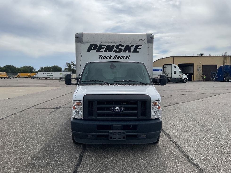 Light Duty Box Truck-Light and Medium Duty Trucks-Ford-2022-E350-Billings-MT-157,530\n\t\tmiles-$ 20,250 - Image 2