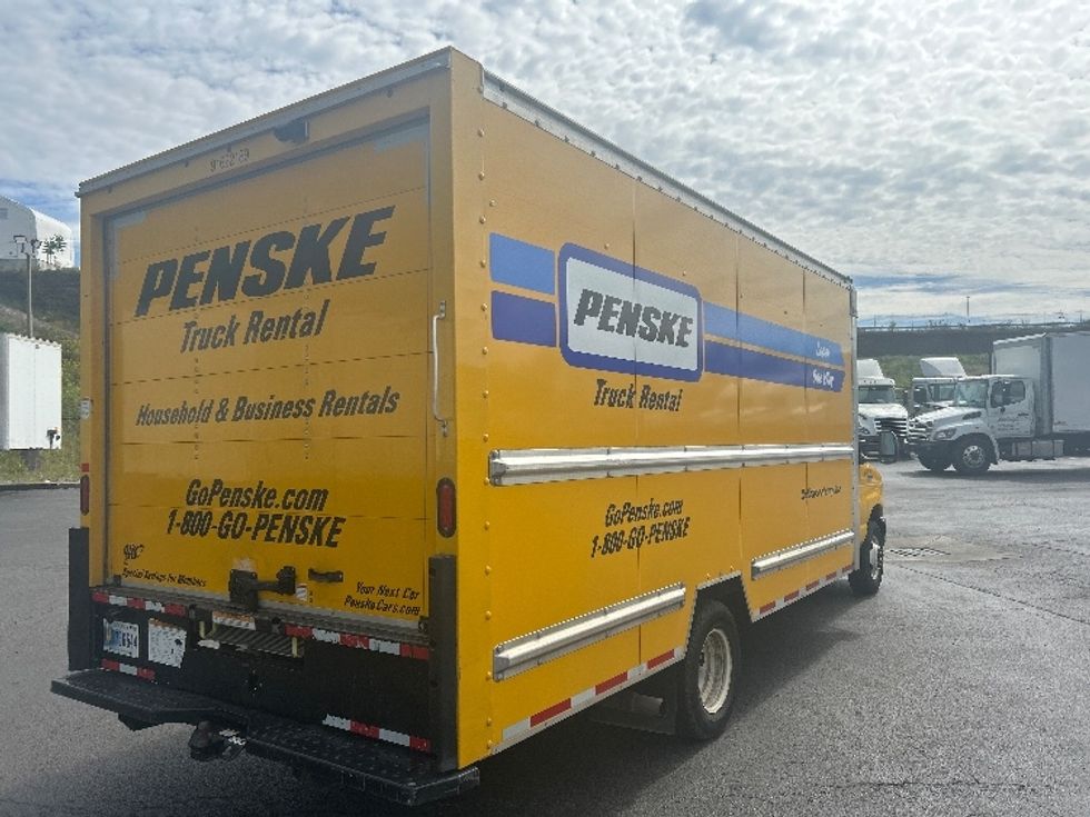 Light Duty Box Truck-Light and Medium Duty Trucks-Ford-2022-E350-Binghamton-NY-101,613\n\t\tmiles-$ 25,000 - Image 13