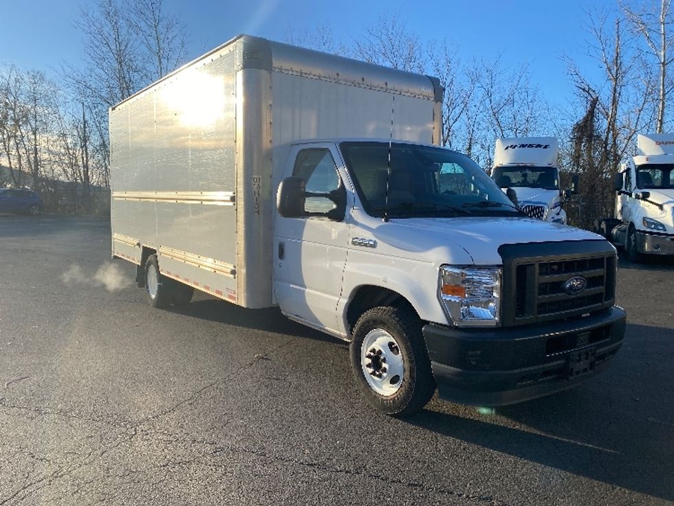 Light Duty Box Truck-Light and Medium Duty Trucks-Ford-2022-E350-Binghamton-NY-113,161\n\t\tmiles-$ 27,000 - Image 1