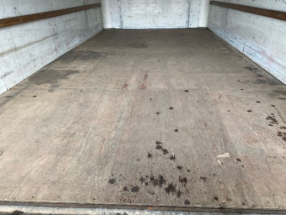 Light Duty Box Truck-Light and Medium Duty Trucks-Ford-2022-E350-Binghamton-NY-113,161\n\t\tmiles-$ 27,000 - Image 10