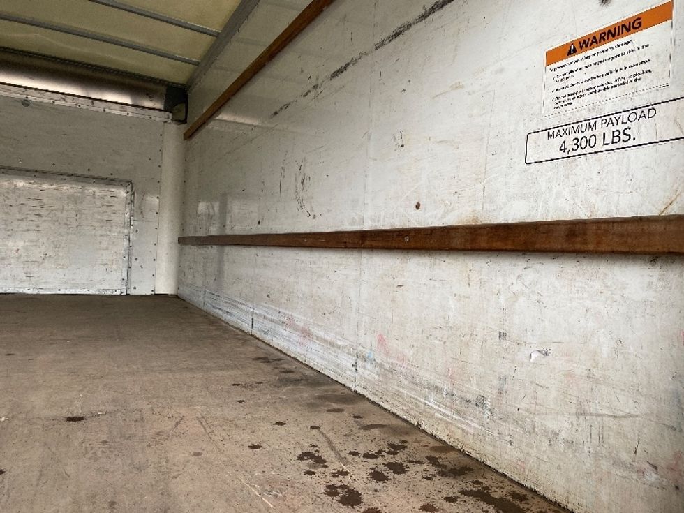 Light Duty Box Truck-Light and Medium Duty Trucks-Ford-2022-E350-Binghamton-NY-113,161\n\t\tmiles-$ 27,000 - Image 12