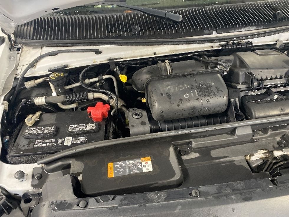 Light Duty Box Truck-Light and Medium Duty Trucks-Ford-2022-E350-Binghamton-NY-113,161\n\t\tmiles-$ 27,000 - Image 23