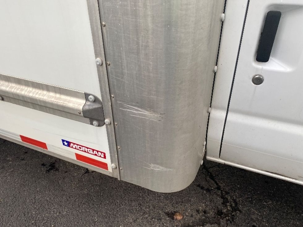 Light Duty Box Truck-Light and Medium Duty Trucks-Ford-2022-E350-Binghamton-NY-113,161\n\t\tmiles-$ 27,000 - Image 25