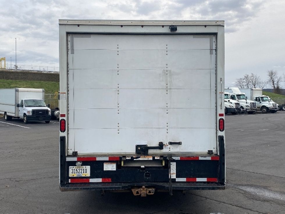 Light Duty Box Truck-Light and Medium Duty Trucks-Ford-2022-E350-Binghamton-NY-113,161\n\t\tmiles-$ 27,000 - Image 7