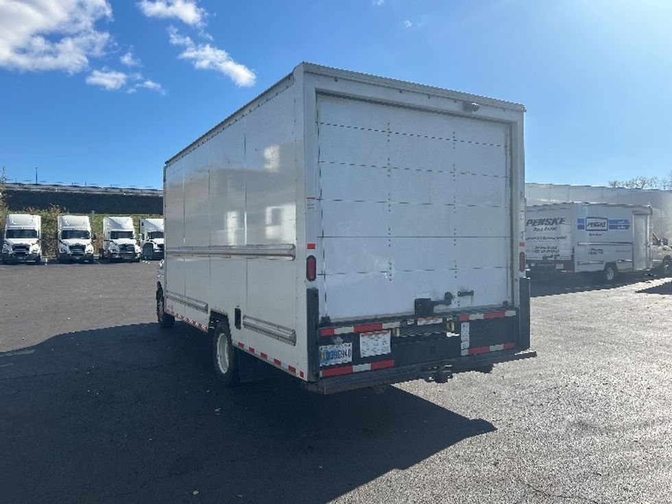 Light Duty Box Truck-Light and Medium Duty Trucks-Ford-2022-E350-Binghamton-NY-139,702\n\t\tmiles-$ 23,500 - Image 6