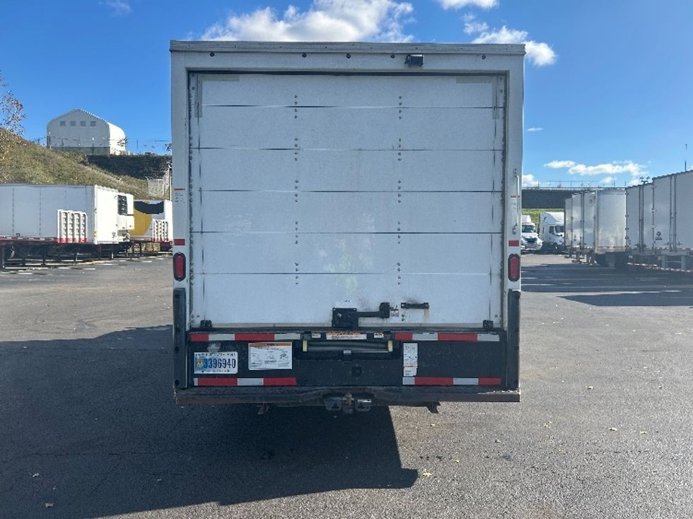 Light Duty Box Truck-Light and Medium Duty Trucks-Ford-2022-E350-Binghamton-NY-139,702\n\t\tmiles-$ 23,500 - Image 7