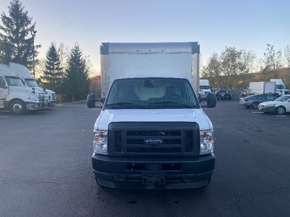 Light Duty Box Truck-Light and Medium Duty Trucks-Ford-2022-E350-Binghamton-NY-140,057\n\t\tmiles-$ 24,000 - Image 2