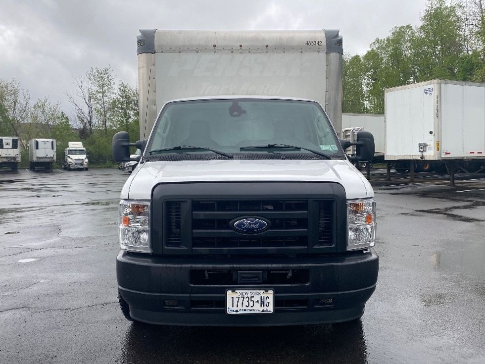 Light Duty Box Truck-Light and Medium Duty Trucks-Ford-2022-E350-Binghamton-NY-85,284\n\t\tmiles-$ 30,750 - Image 2