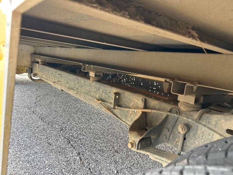 Light Duty Box Truck-Light and Medium Duty Trucks-Ford-2022-E350-Birmingham-AL-107,000\n\t\tmiles-$ 28,000 - Image 5