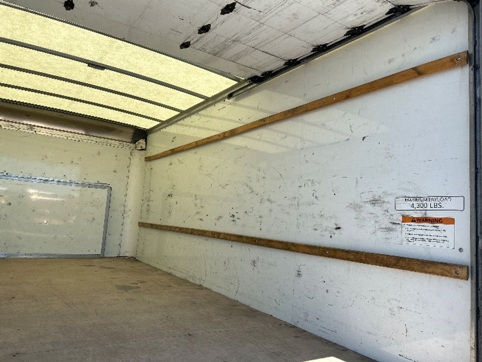 Light Duty Box Truck-Light and Medium Duty Trucks-Ford-2022-E350-Boise-ID-89,517\n\t\tmiles-$ 29,750 - Image 12