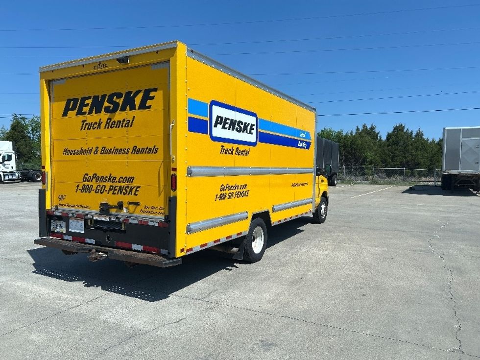 Light Duty Box Truck-Light and Medium Duty Trucks-Ford-2022-E350-Bowling Green-KY-85,562\n\t\tmiles-$ 28,750 - Image 13