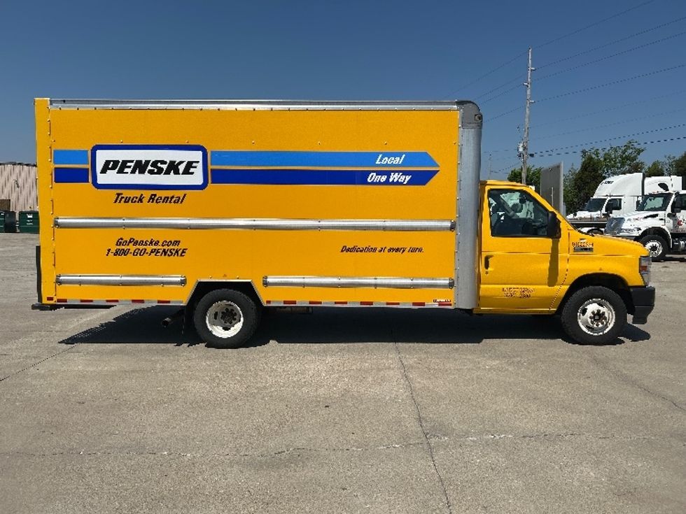 Light Duty Box Truck-Light and Medium Duty Trucks-Ford-2022-E350-Bowling Green-KY-85,562\n\t\tmiles-$ 28,750 - Image 15