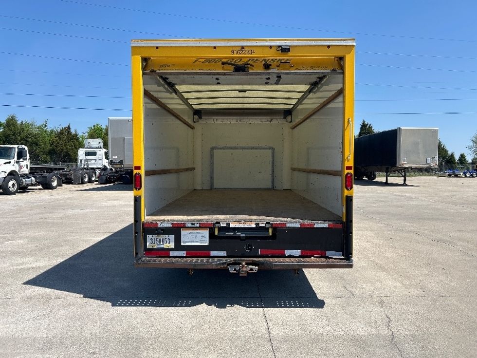 Light Duty Box Truck-Light and Medium Duty Trucks-Ford-2022-E350-Bowling Green-KY-85,562\n\t\tmiles-$ 28,750 - Image 8