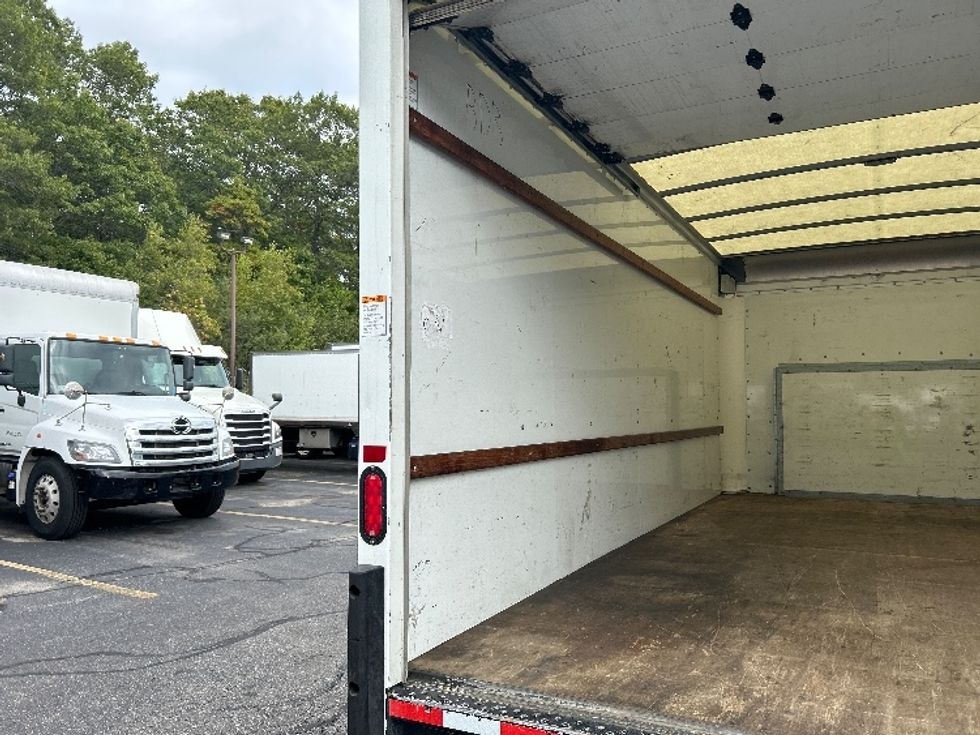 Light Duty Box Truck-Light and Medium Duty Trucks-Ford-2022-E350-Braintree-MA-101,554\n\t\tmiles-$ 28,250 - Image 11