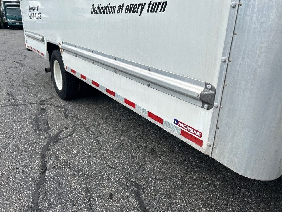 Light Duty Box Truck-Light and Medium Duty Trucks-Ford-2022-E350-Braintree-MA-101,554\n\t\tmiles-$ 28,250 - Image 14