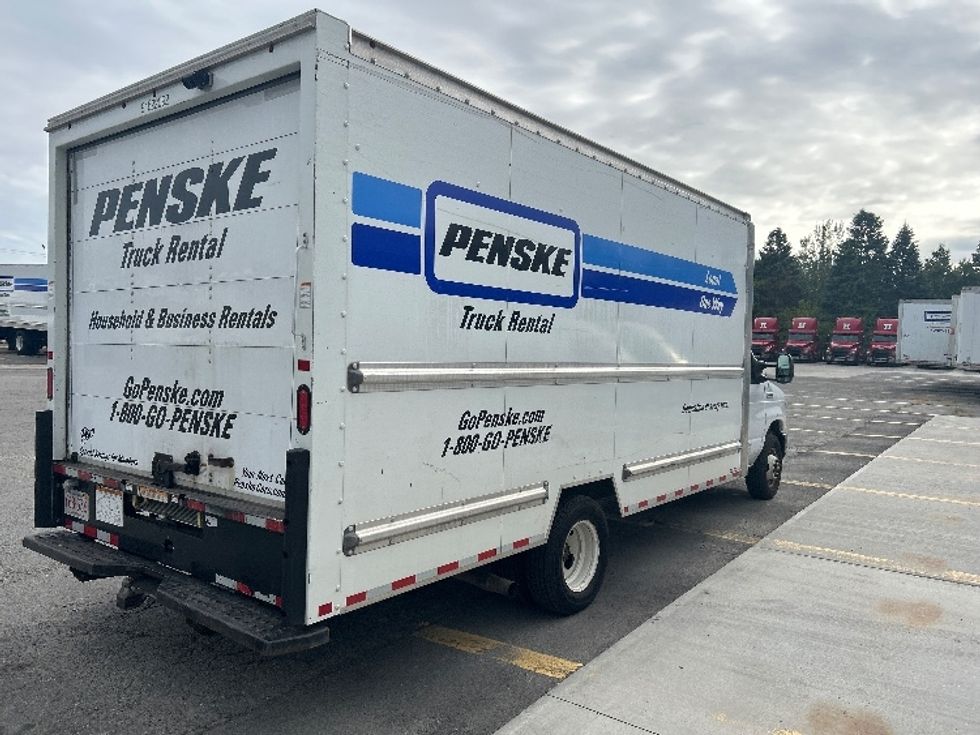 Light Duty Box Truck-Light and Medium Duty Trucks-Ford-2022-E350-Braintree-MA-151,621\n\t\tmiles-$ 20,750 - Image 12