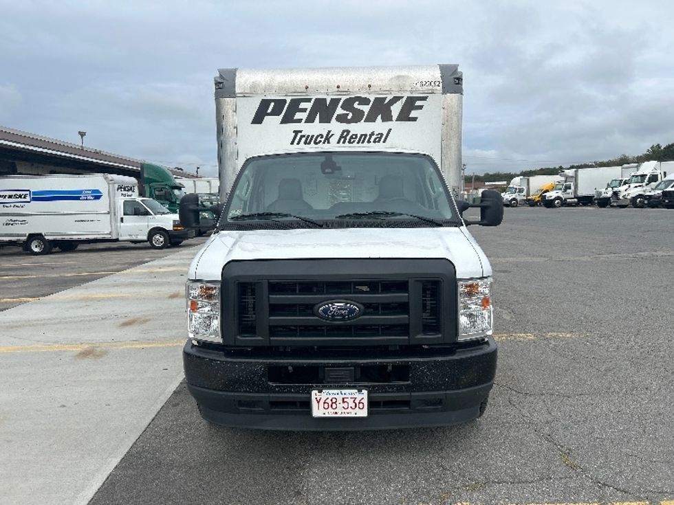 Light Duty Box Truck-Light and Medium Duty Trucks-Ford-2022-E350-Braintree-MA-151,621\n\t\tmiles-$ 20,750 - Image 2