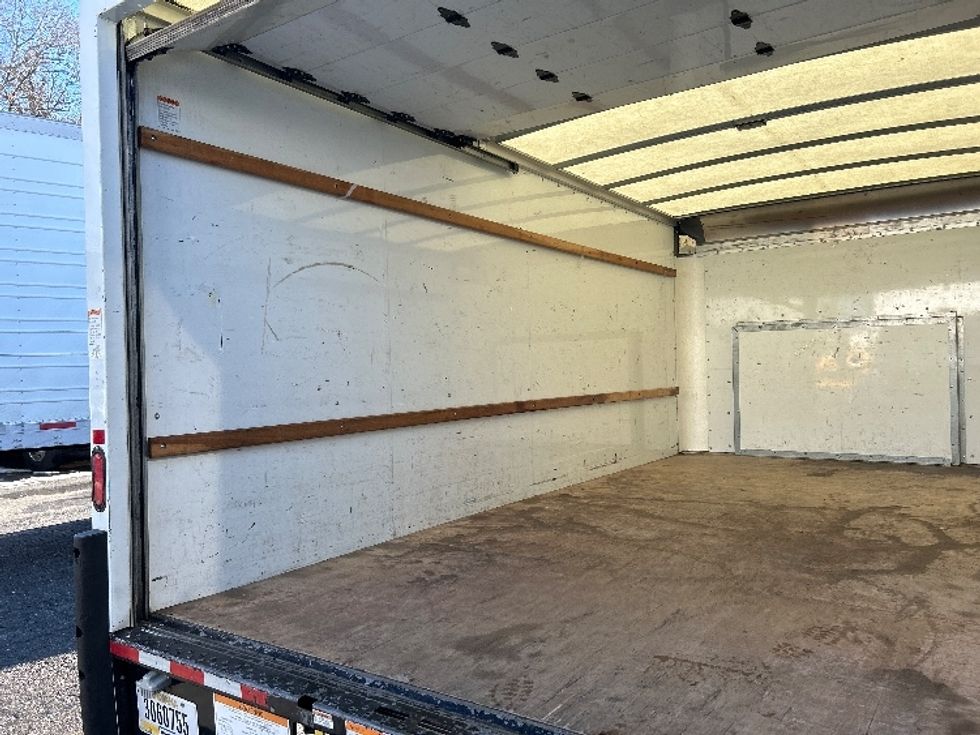 Light Duty Box Truck-Light and Medium Duty Trucks-Ford-2022-E350-Braintree-MA-91,668\n\t\tmiles-$ 30,000 - Image 10