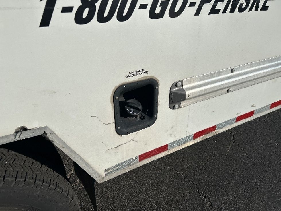 Light Duty Box Truck-Light and Medium Duty Trucks-Ford-2022-E350-Braintree-MA-91,668\n\t\tmiles-$ 30,000 - Image 23