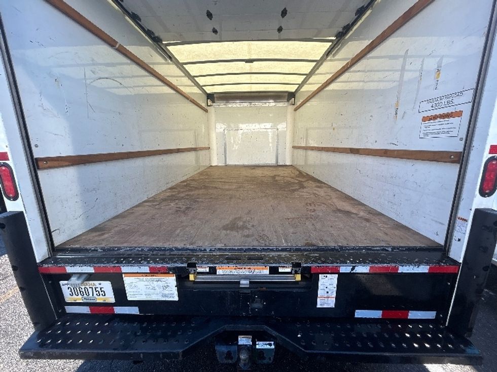 Light Duty Box Truck-Light and Medium Duty Trucks-Ford-2022-E350-Braintree-MA-91,668\n\t\tmiles-$ 30,000 - Image 9