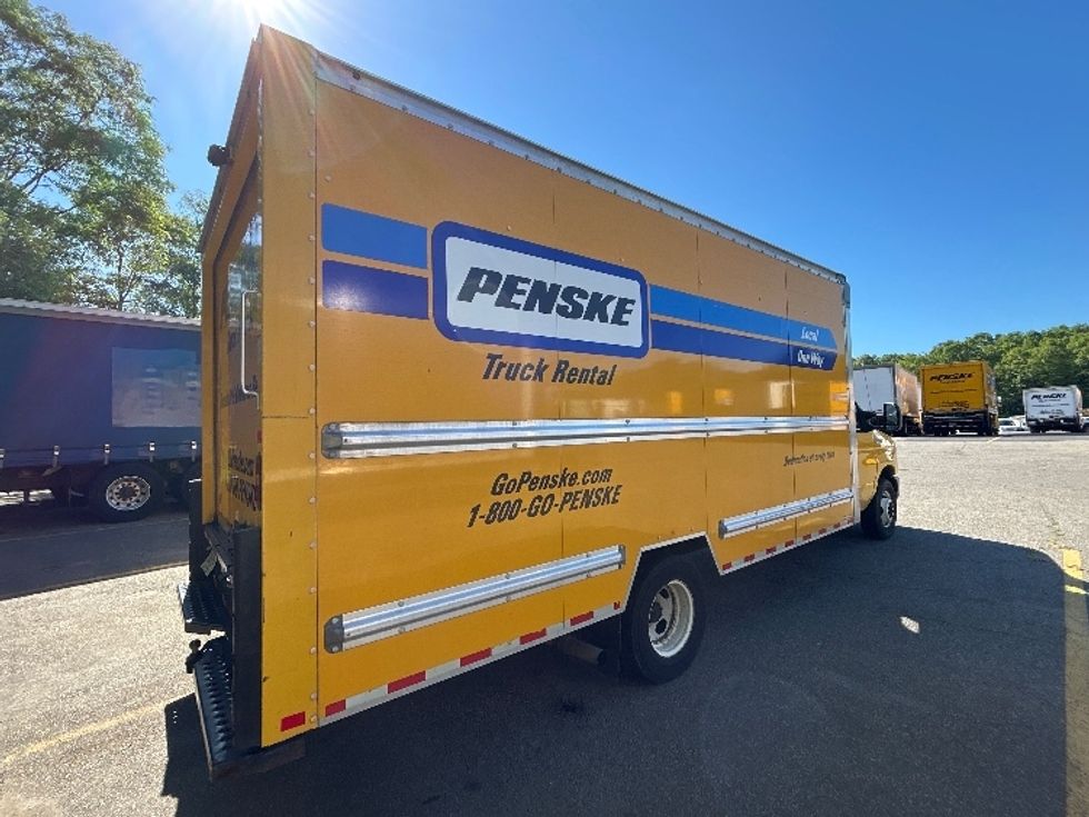 Light Duty Box Truck-Light and Medium Duty Trucks-Ford-2022-E350-Braintree-MA-92,054\n\t\tmiles-$ 28,000 - Image 10