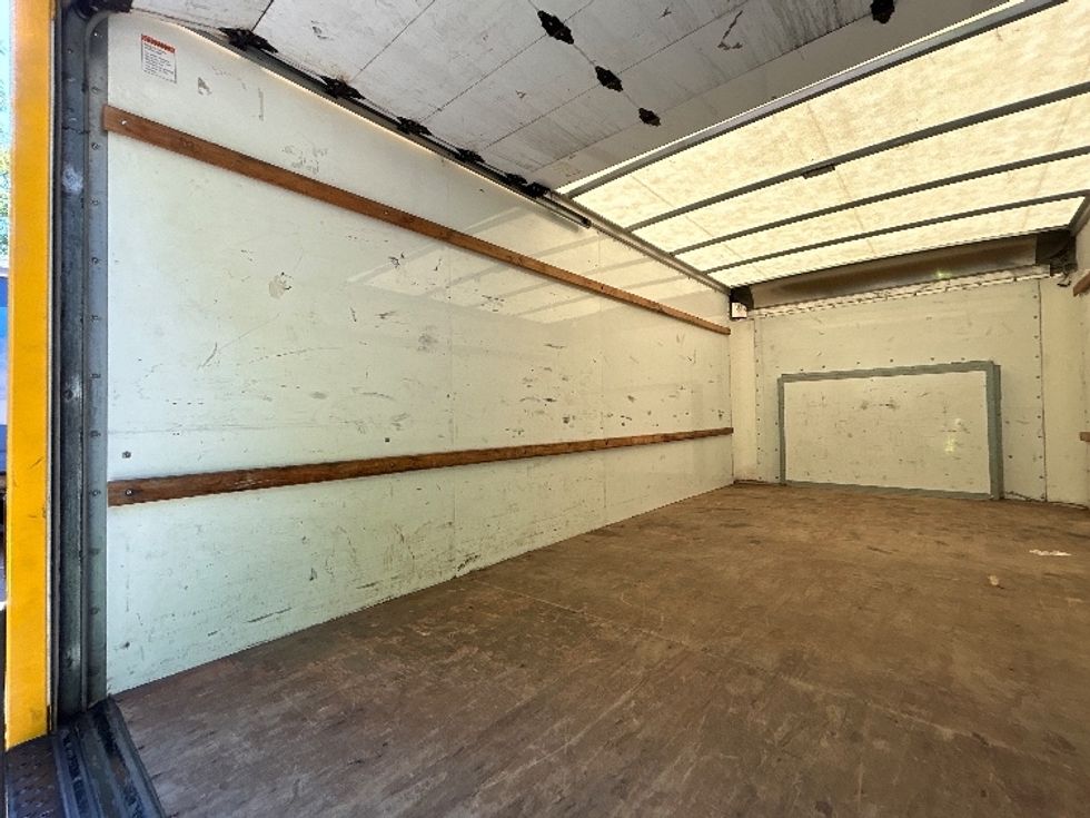 Light Duty Box Truck-Light and Medium Duty Trucks-Ford-2022-E350-Braintree-MA-92,054\n\t\tmiles-$ 28,000 - Image 8