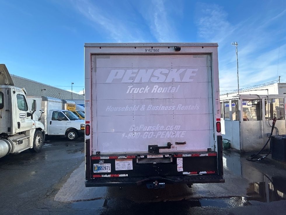 Light Duty Box Truck-Light and Medium Duty Trucks-Ford-2022-E350-Braintree-MA-93,396\n\t\tmiles-$ 29,750 - Image 6