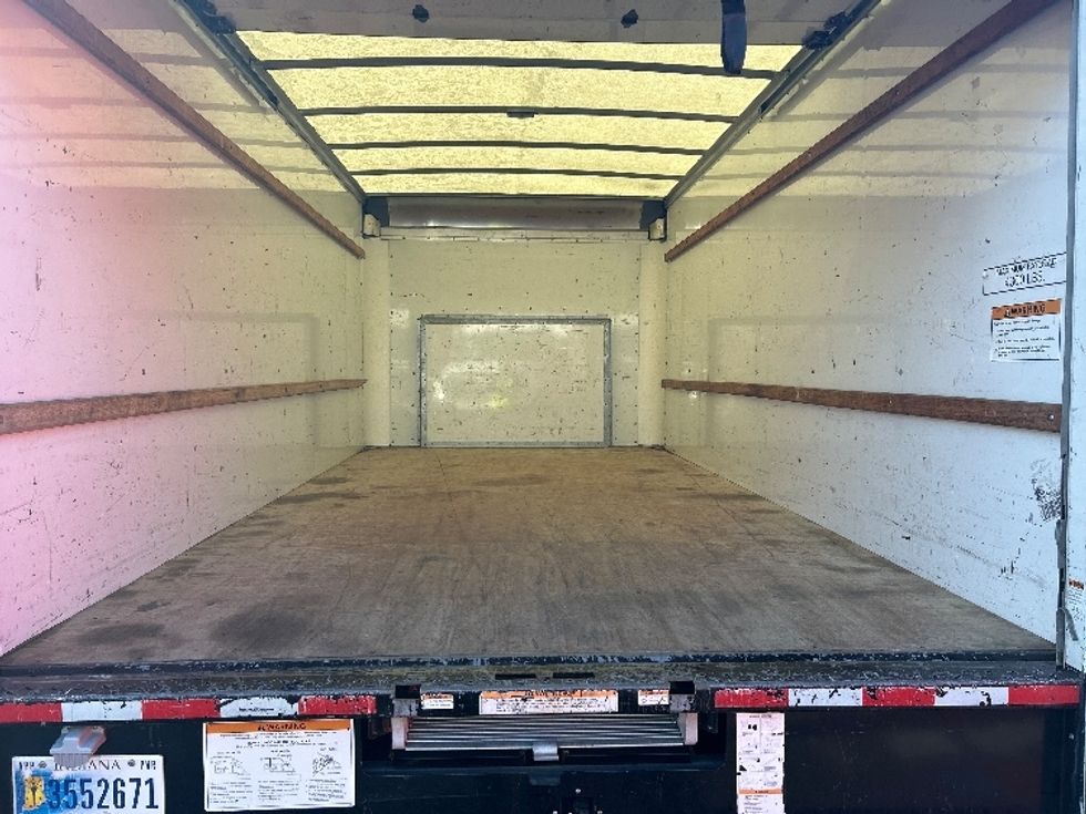 Light Duty Box Truck-Light and Medium Duty Trucks-Ford-2022-E350-Braintree-MA-93,396\n\t\tmiles-$ 29,750 - Image 7