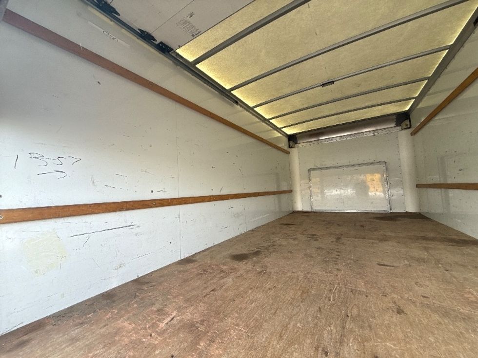 Light Duty Box Truck-Light and Medium Duty Trucks-Ford-2022-E350-Brook Park-OH-91,947\n\t\tmiles-$ 28,500 - Image 11