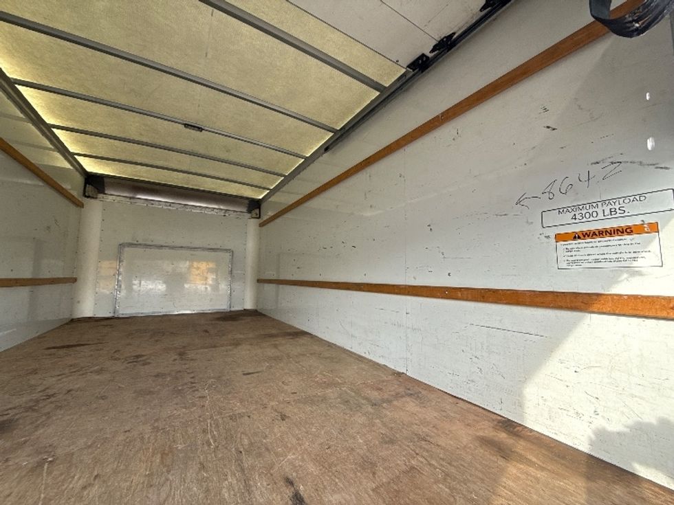 Light Duty Box Truck-Light and Medium Duty Trucks-Ford-2022-E350-Brook Park-OH-91,947\n\t\tmiles-$ 28,500 - Image 12
