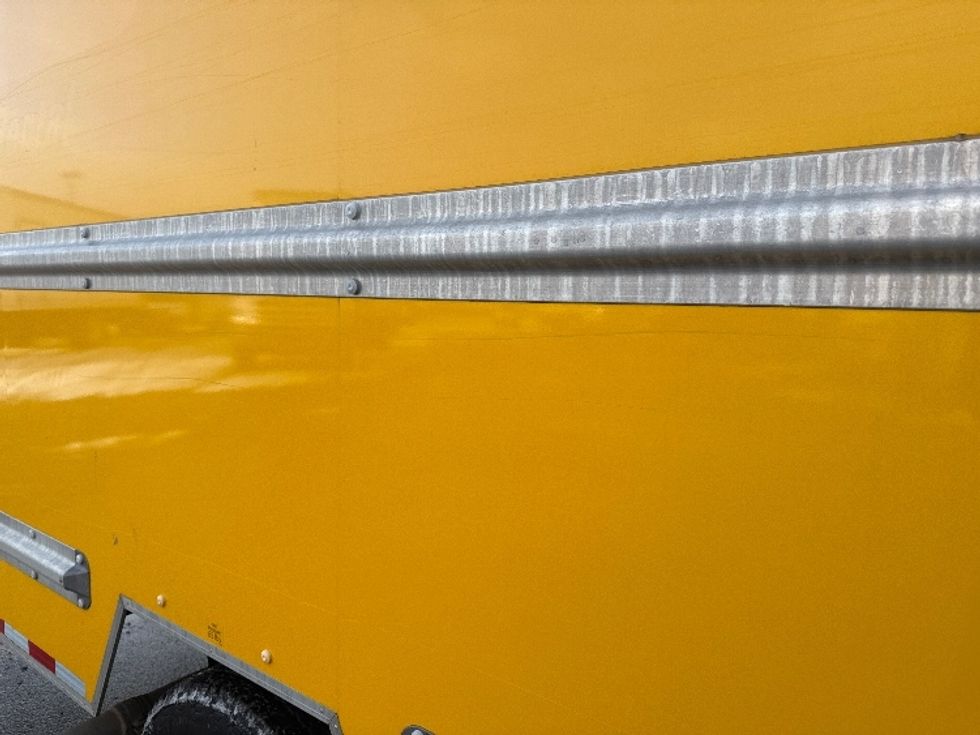 Light Duty Box Truck-Light and Medium Duty Trucks-Ford-2022-E350-Brook Park-OH-91,947\n\t\tmiles-$ 28,500 - Image 30